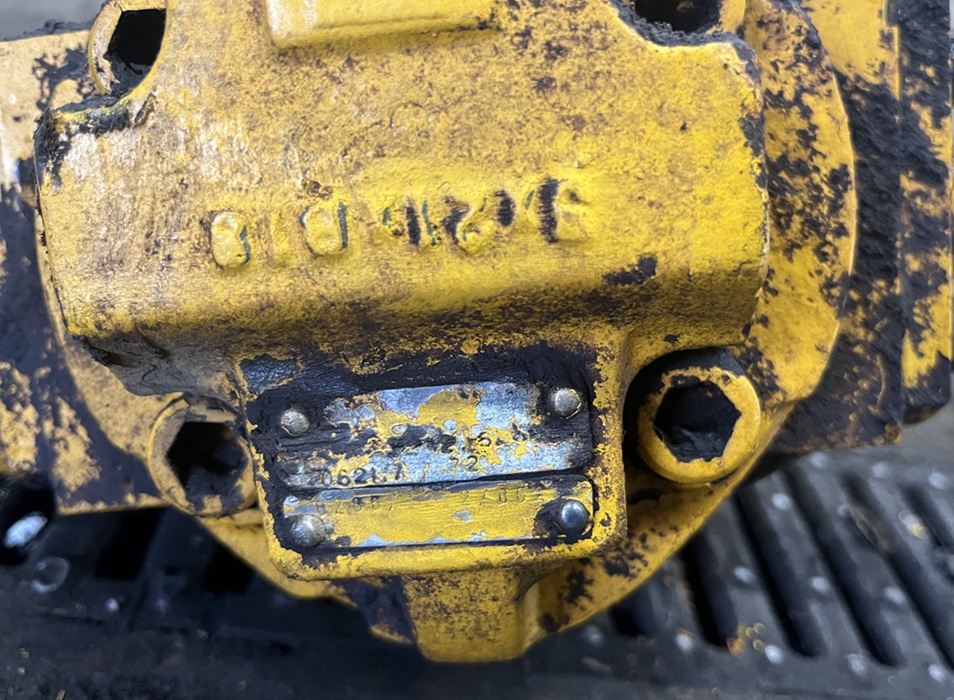 Hydraulic pump Single 6620865 - 2