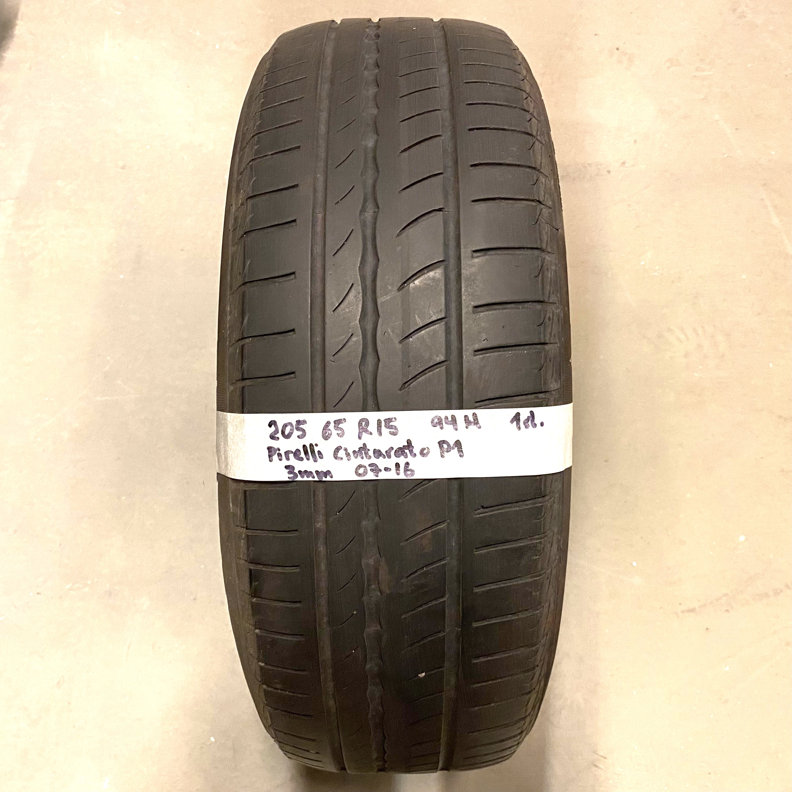 15" BEGAGNAT SOMMARDÄCK | 1 st 205/65 R15 94H Pirelli Cinturato P1 | V07-16 | 3 mm | T-4