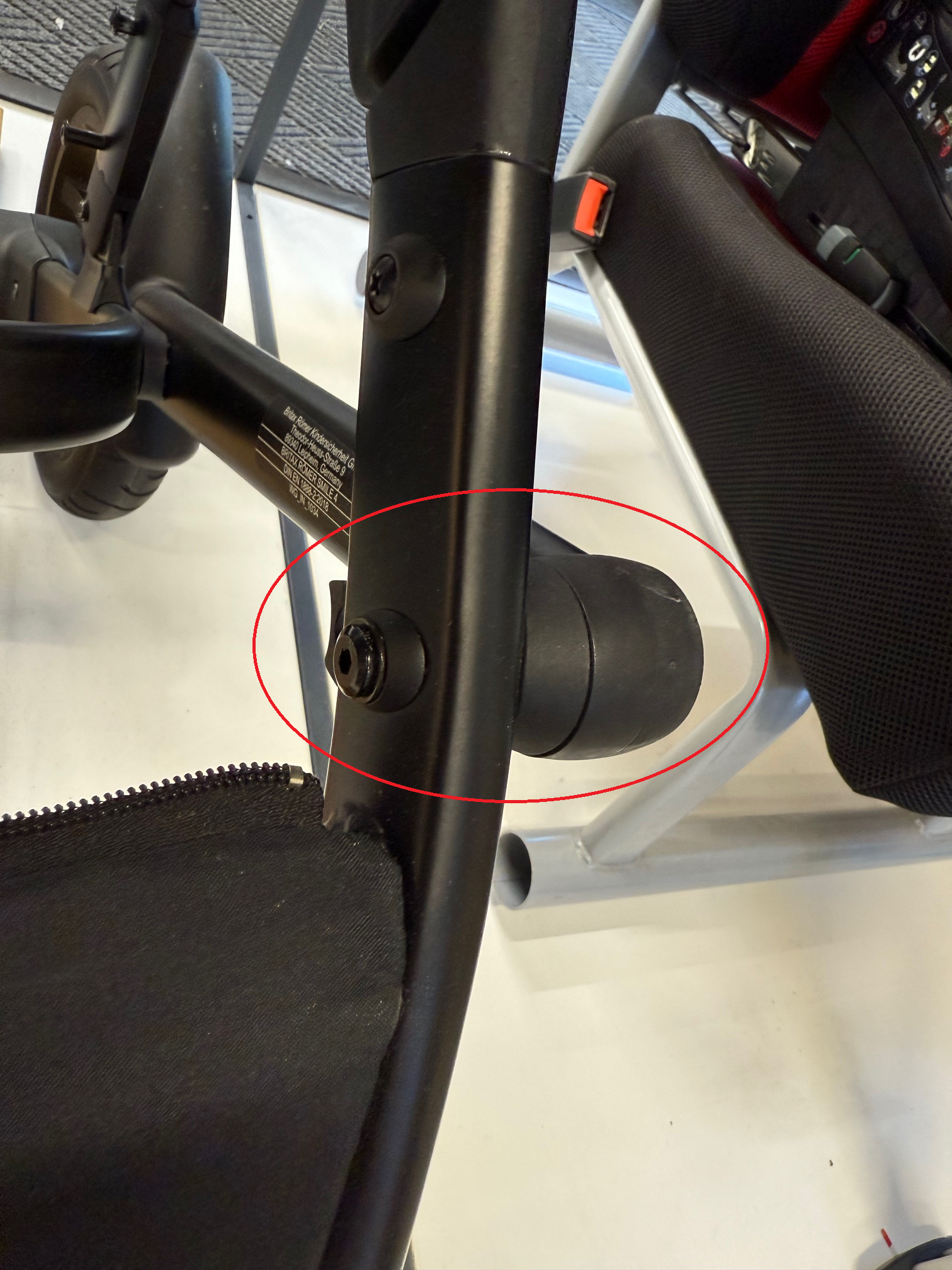 Britax Skruvset Chassi - Smile III/4 - 2