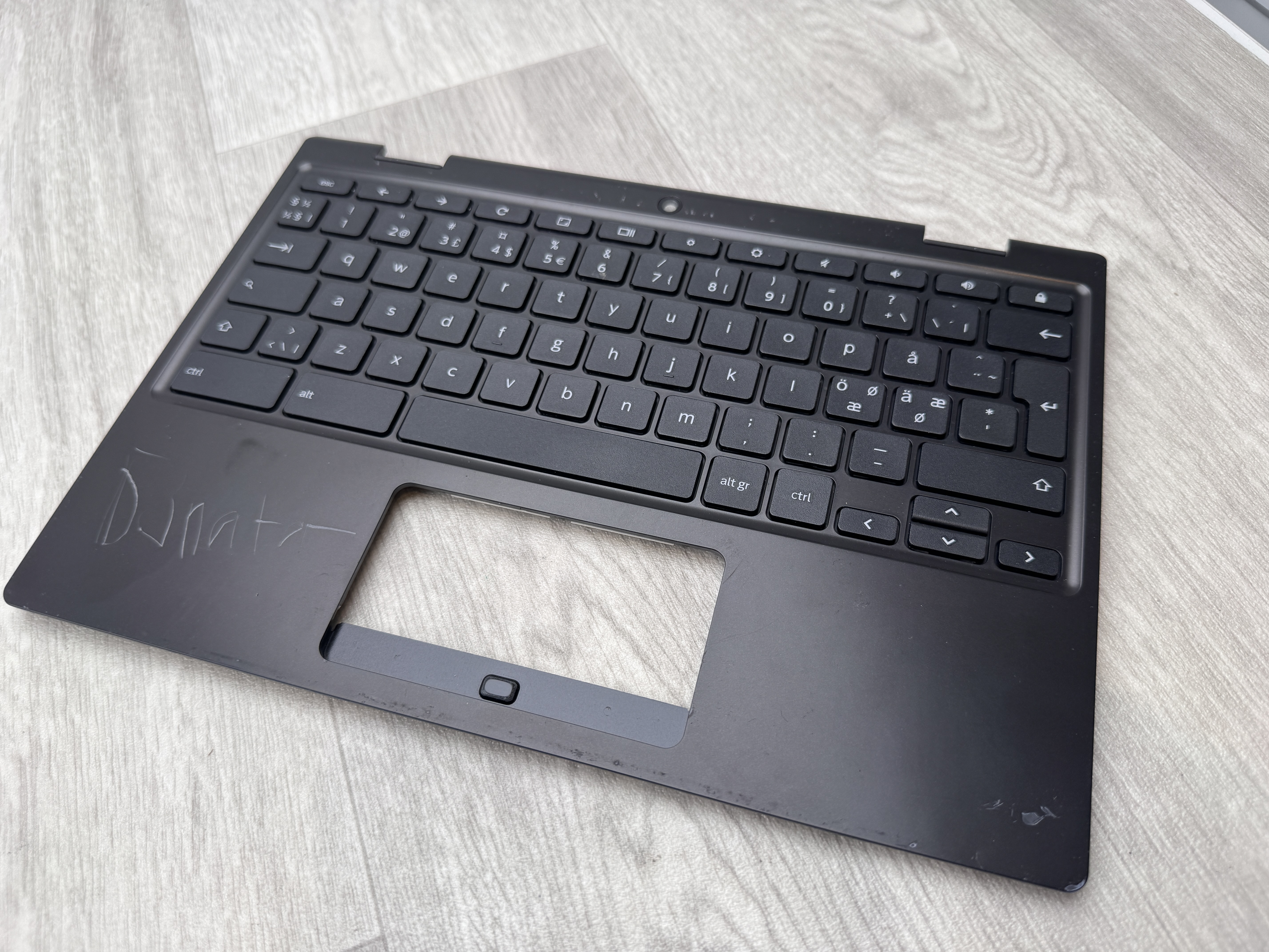 DEFEKT! Palmrest / Tangentbord för Asus chromebook CR11