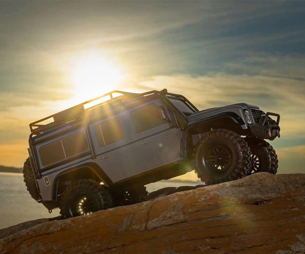 Traxxas TRX-4 Land Rover Defender Clipless Silver RTR - 7