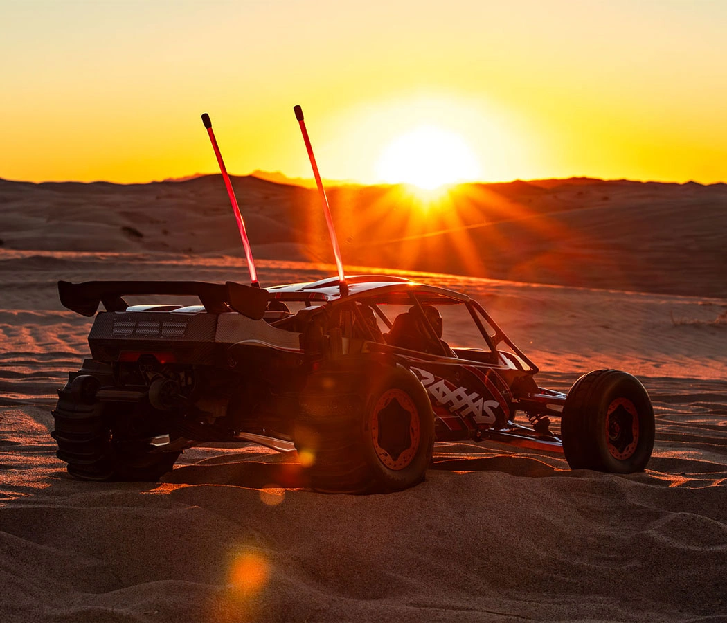 Traxxas Funco Pro Scale Sand Car 8S 2WD Röd - 16