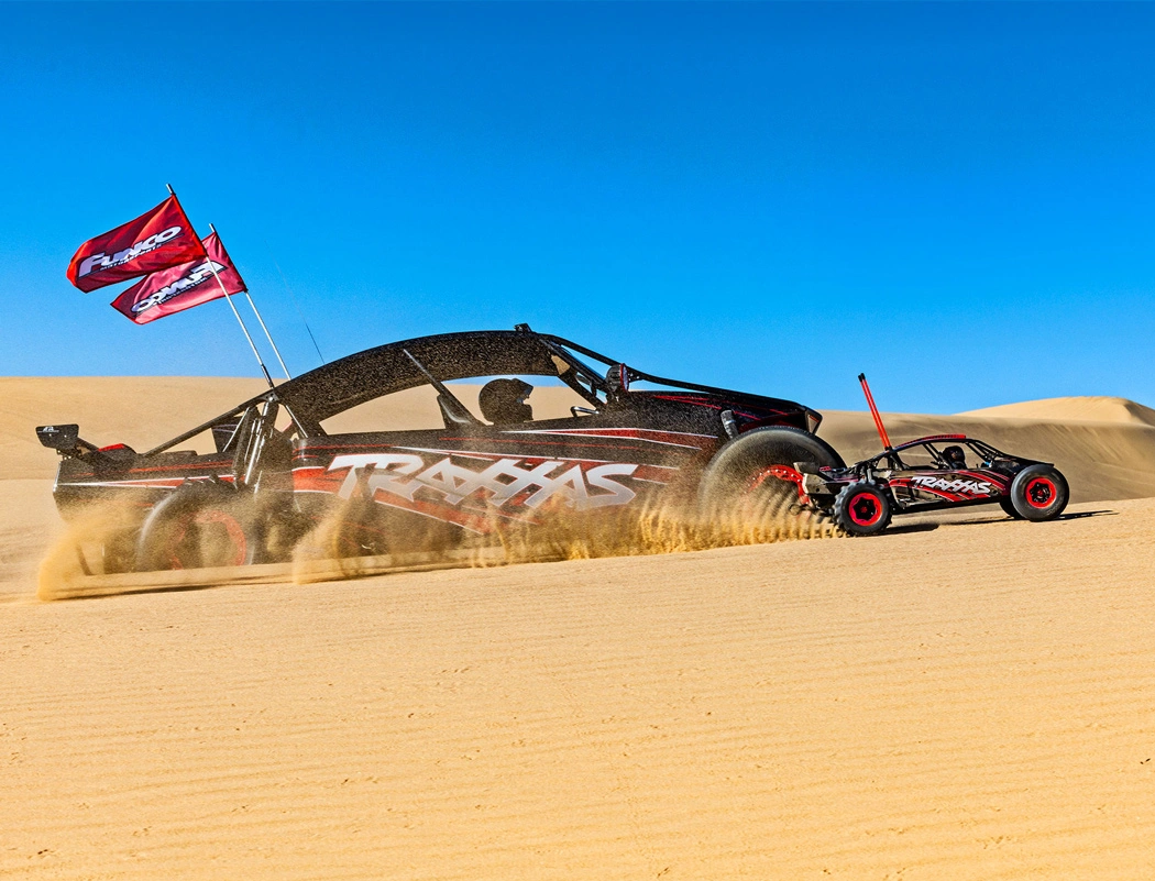 Traxxas Funco Pro Scale Sand Car 8S 2WD Röd - 27