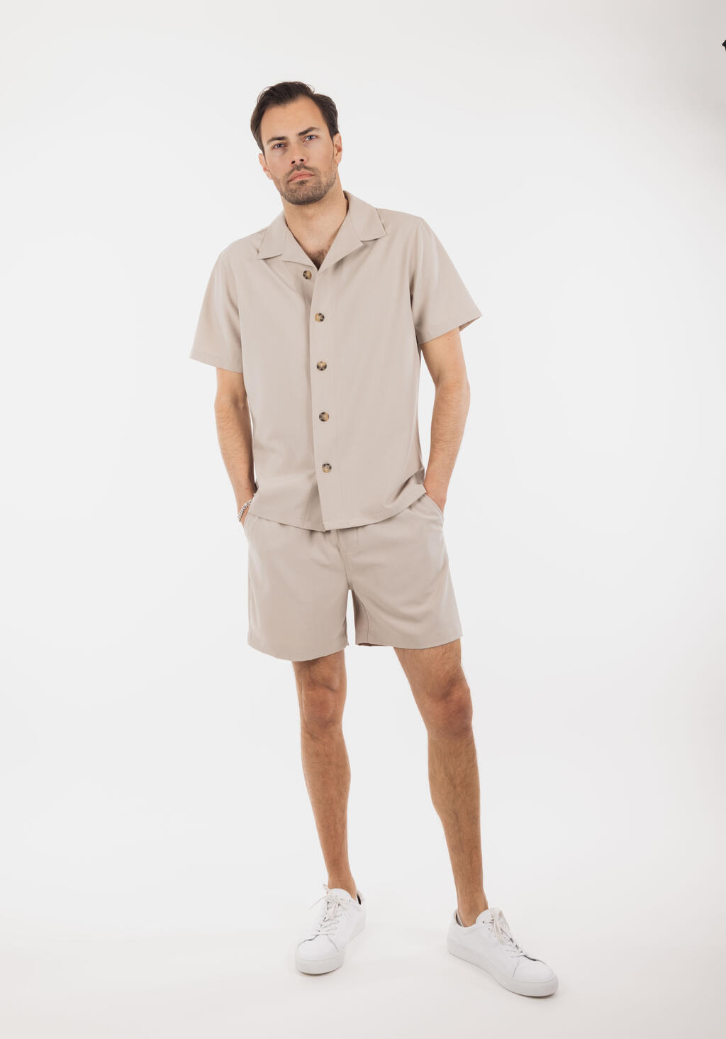 Urban Pioneers - Elias Shorts - Khaki - 3