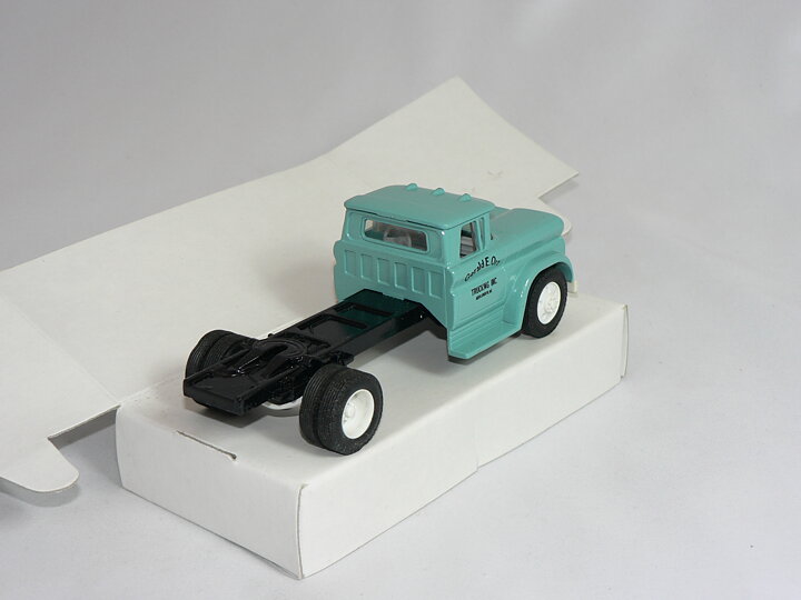 Chevrolet Cab 1960  1:43  Ertl
