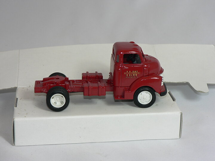 Chevrolet  Semi  Cab 1950  1:43  Ertl