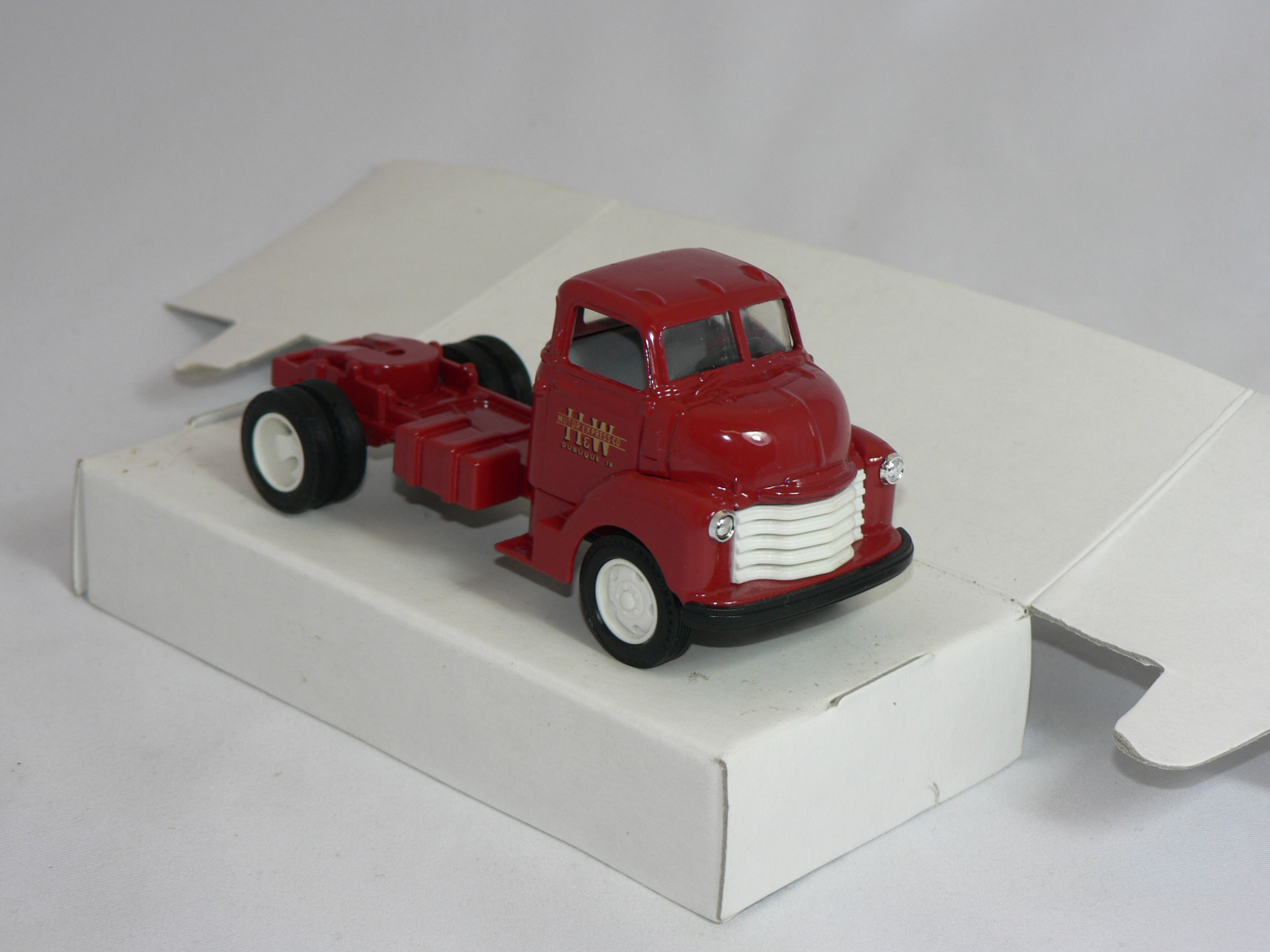 Chevrolet  Semi  Cab 1950  1:43  Ertl