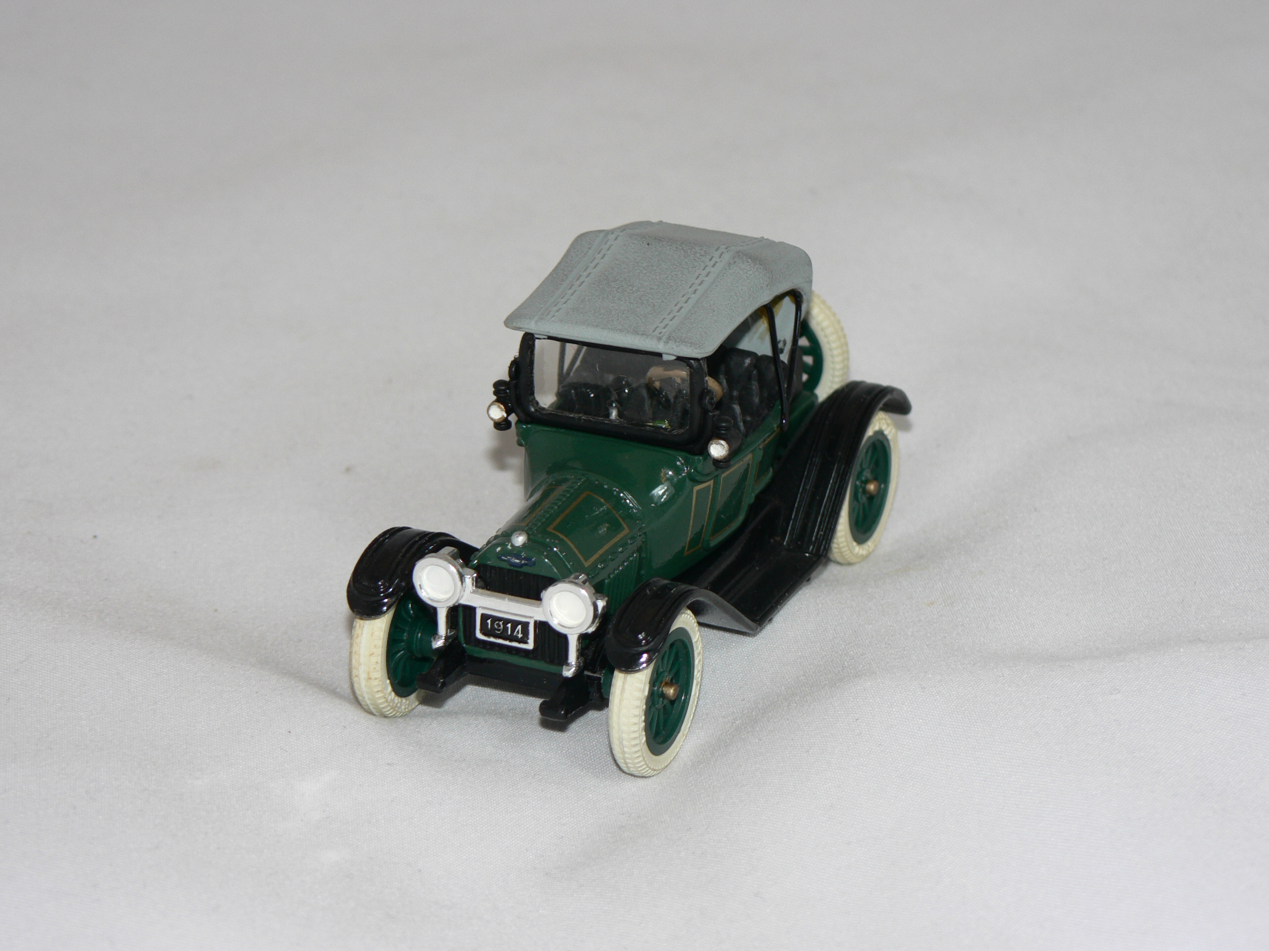 Chevrolet Royal Mail Roadster 1914   1:43  Ertl