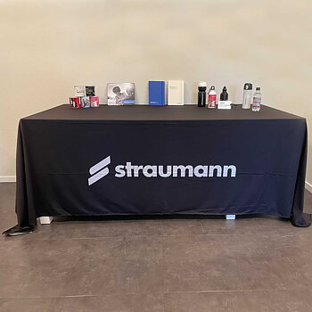 Promotional table cover Straumann