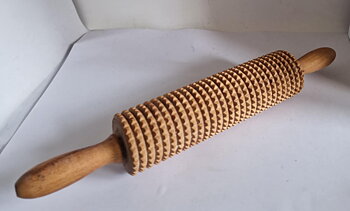 Rolling pin hard bread
