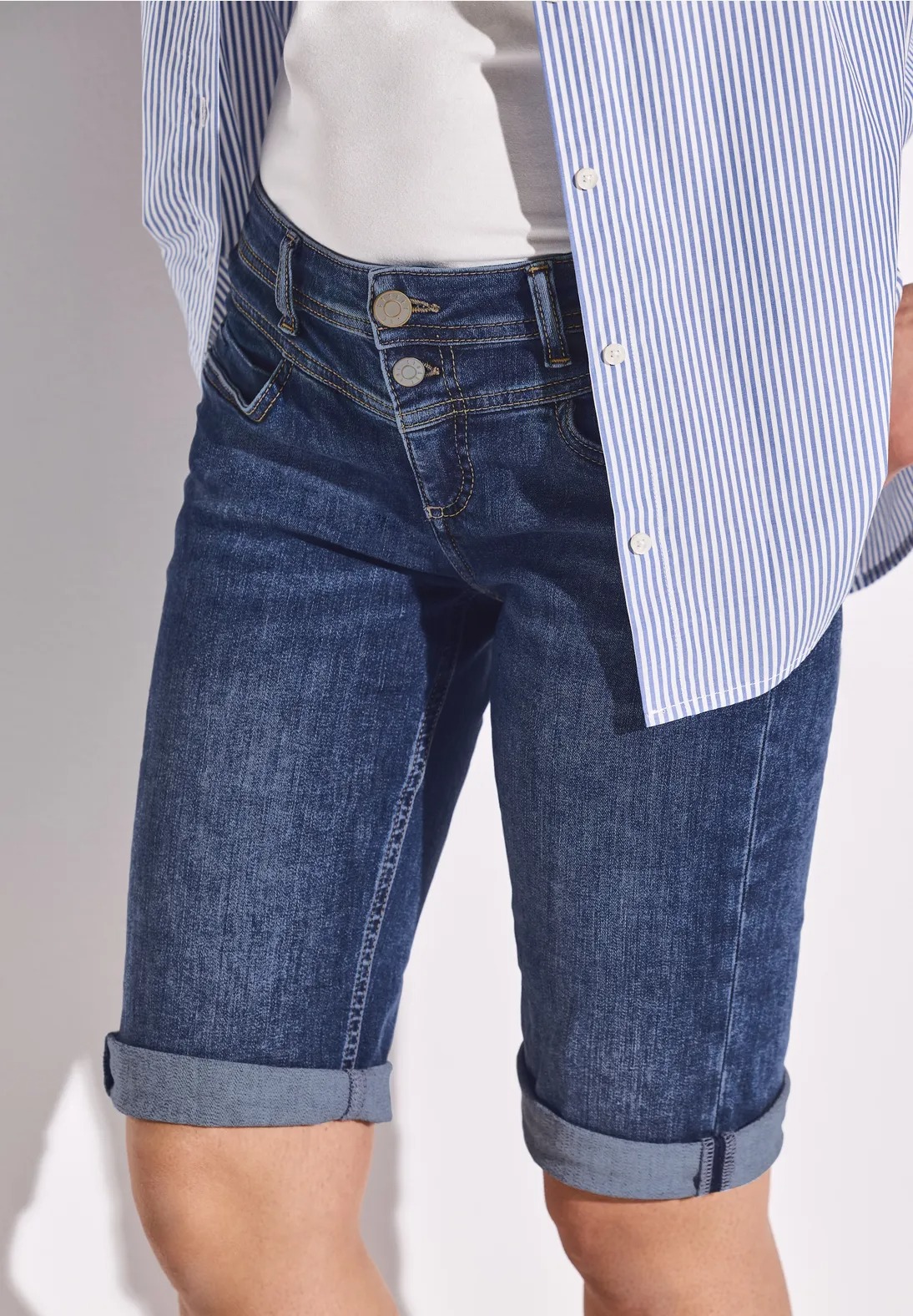 Jana Bermuda Shorts - Mid Blue - Street One