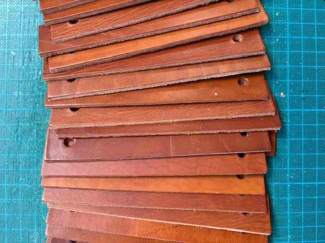 LÄDERREM COGNAC 140 MM (25-PACK) 2:a Sortering  