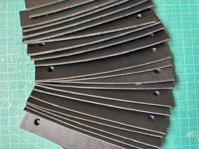 LÄDERREM SVART 140 MM (25-PACK) 2:a Sortering 