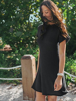 Sandnes Milly Dress 2504_07 (27 m st 3,5)