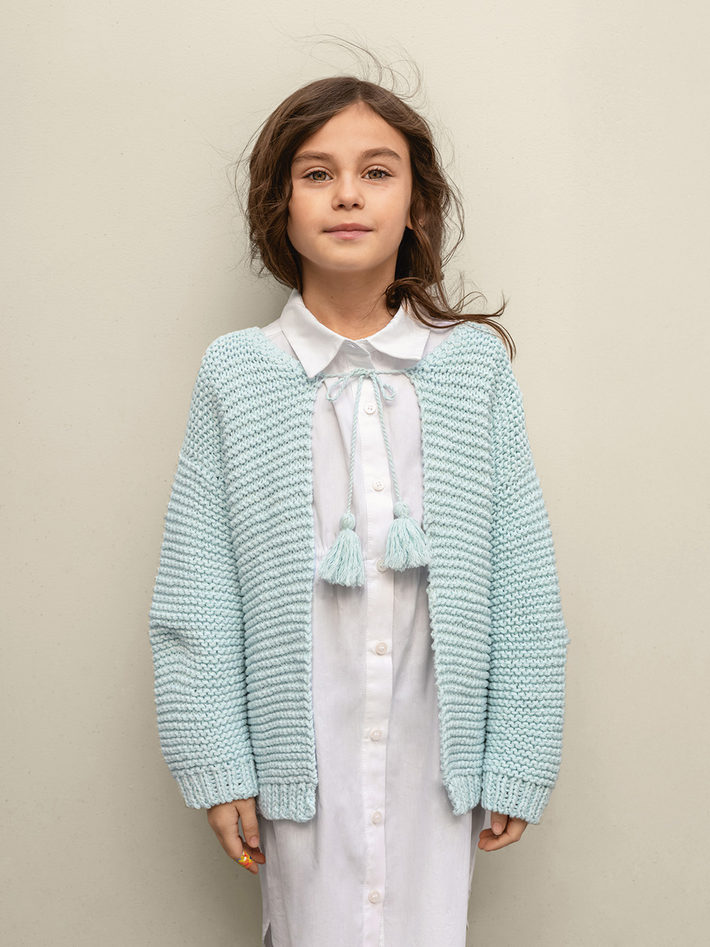 Sandnes Ruby Cardigan Junior 2503_07 (16 m rätstickning st 5) - 2