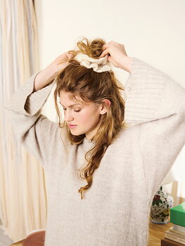 Sandnes Fleur Scrunchie 2502_11 (24 m st 3)