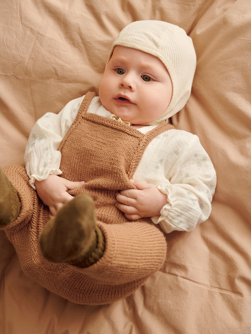 Sandnes Bunny Pants Baby 2413_07 (27 m st 3)