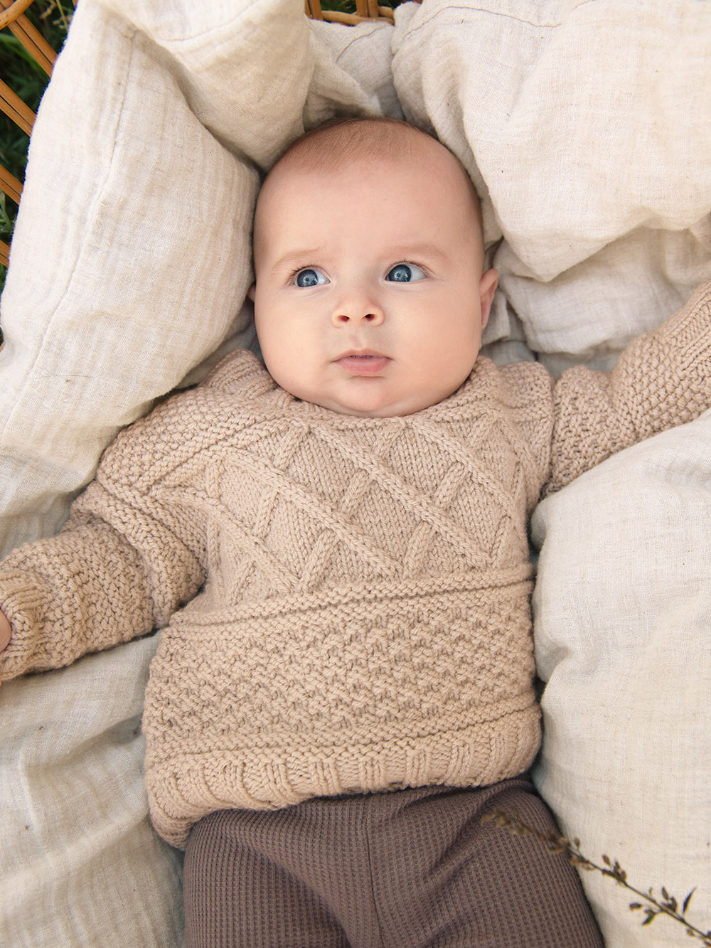 Sandnes Guernsey Sweater Baby 2413_01 (20 m mosstickning st 4) - 3