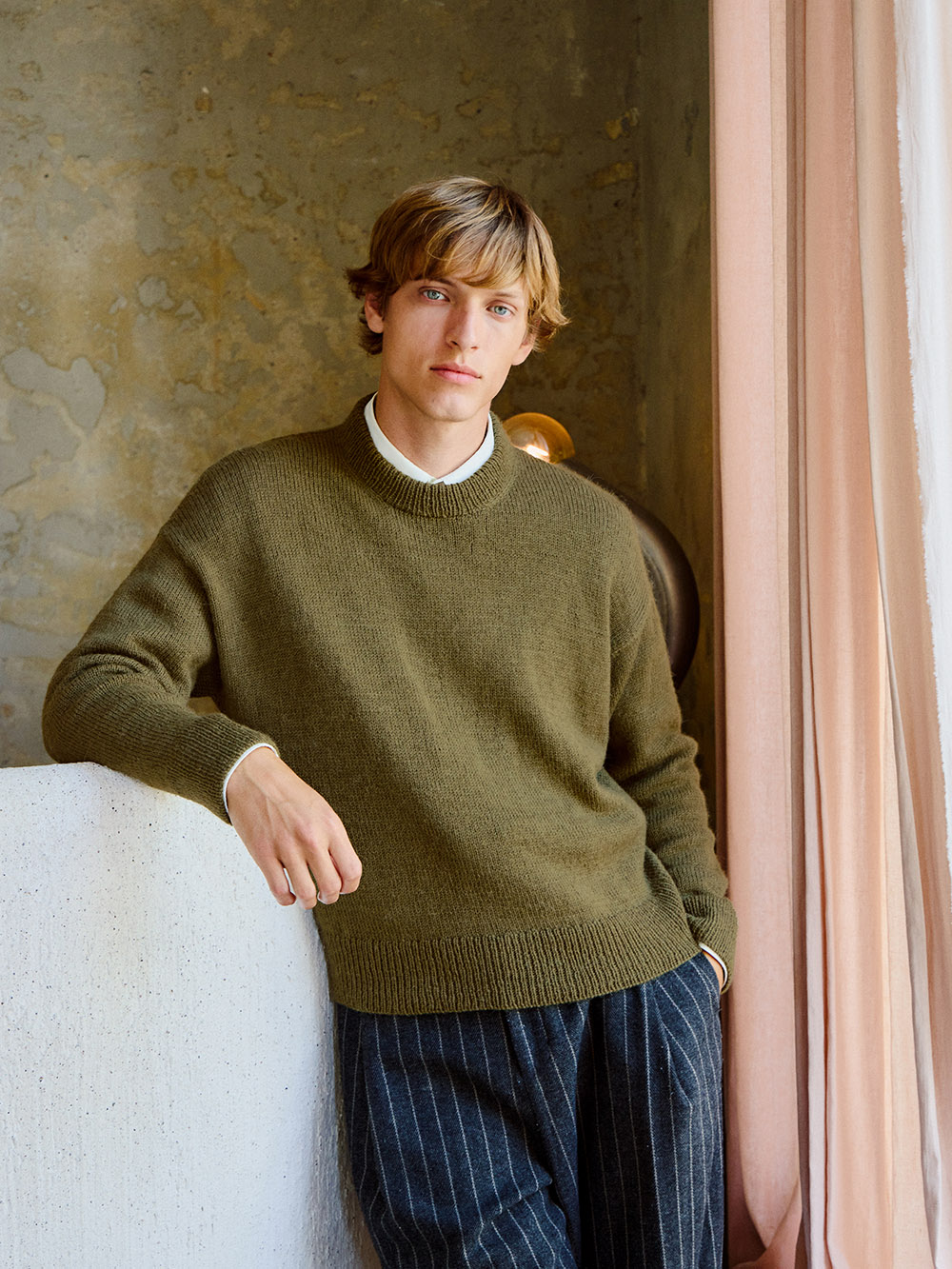 Sandnes William Sweater Man 2412_01 (23 m st 3,5) - 2