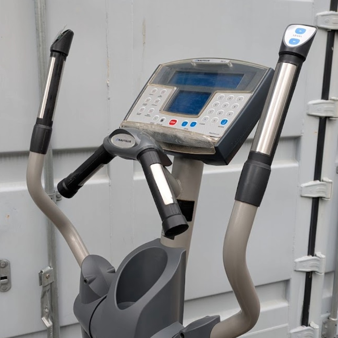 Commercial Elliptical Nautilus Elliptical E916 Refurbished E916