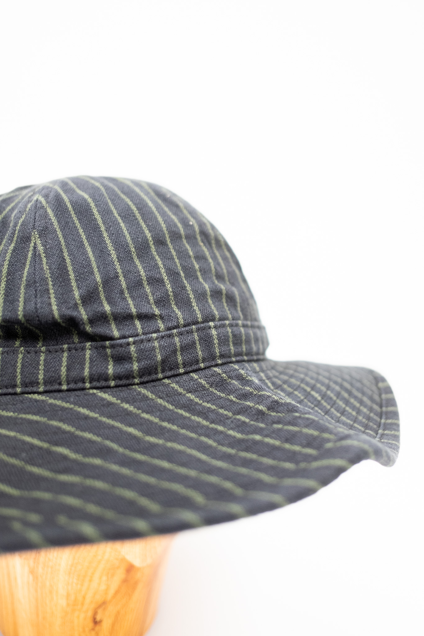 Indigofera - Haisy Mae Viridecent Stripe Black/Green - 5