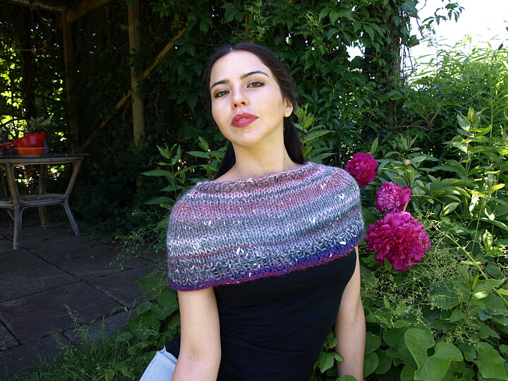 Miniponcho rosa
