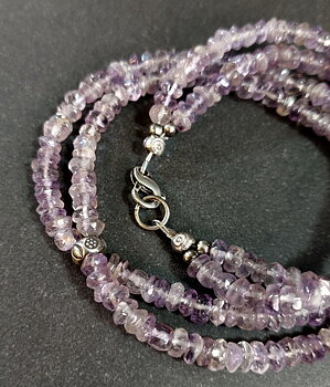 Halsband med Ametist och Silverpärla