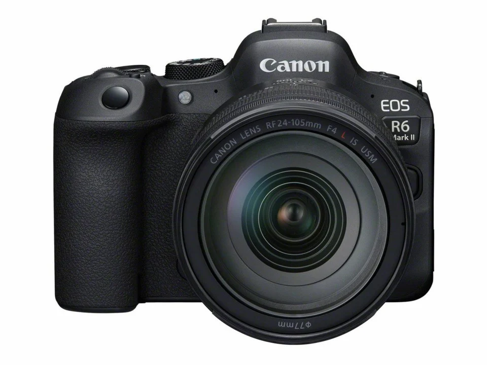 Canon EOS R6 Mark II + RF 24-105mm f/4 L IS USM - 2