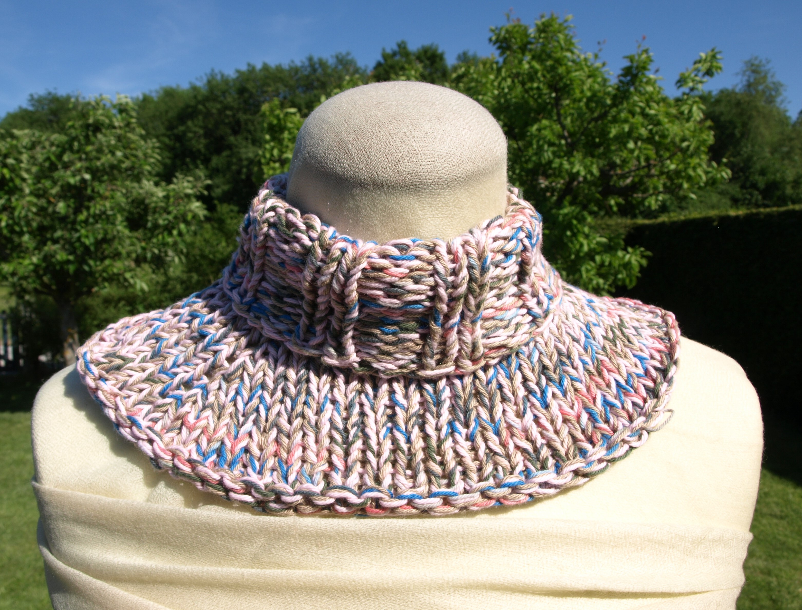 Krage/Fuskolle Bomull Rosa/beige/blå melerad