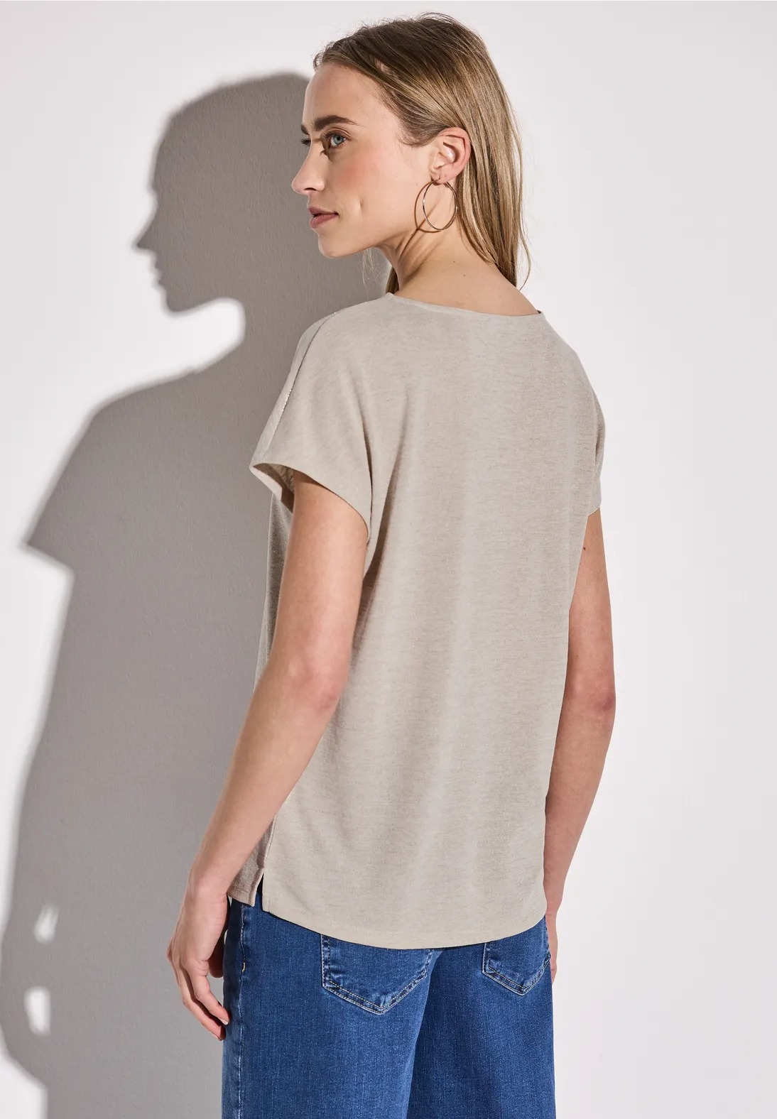 SOL Coated V-neck Shirt - Moonstone Sand - Street One