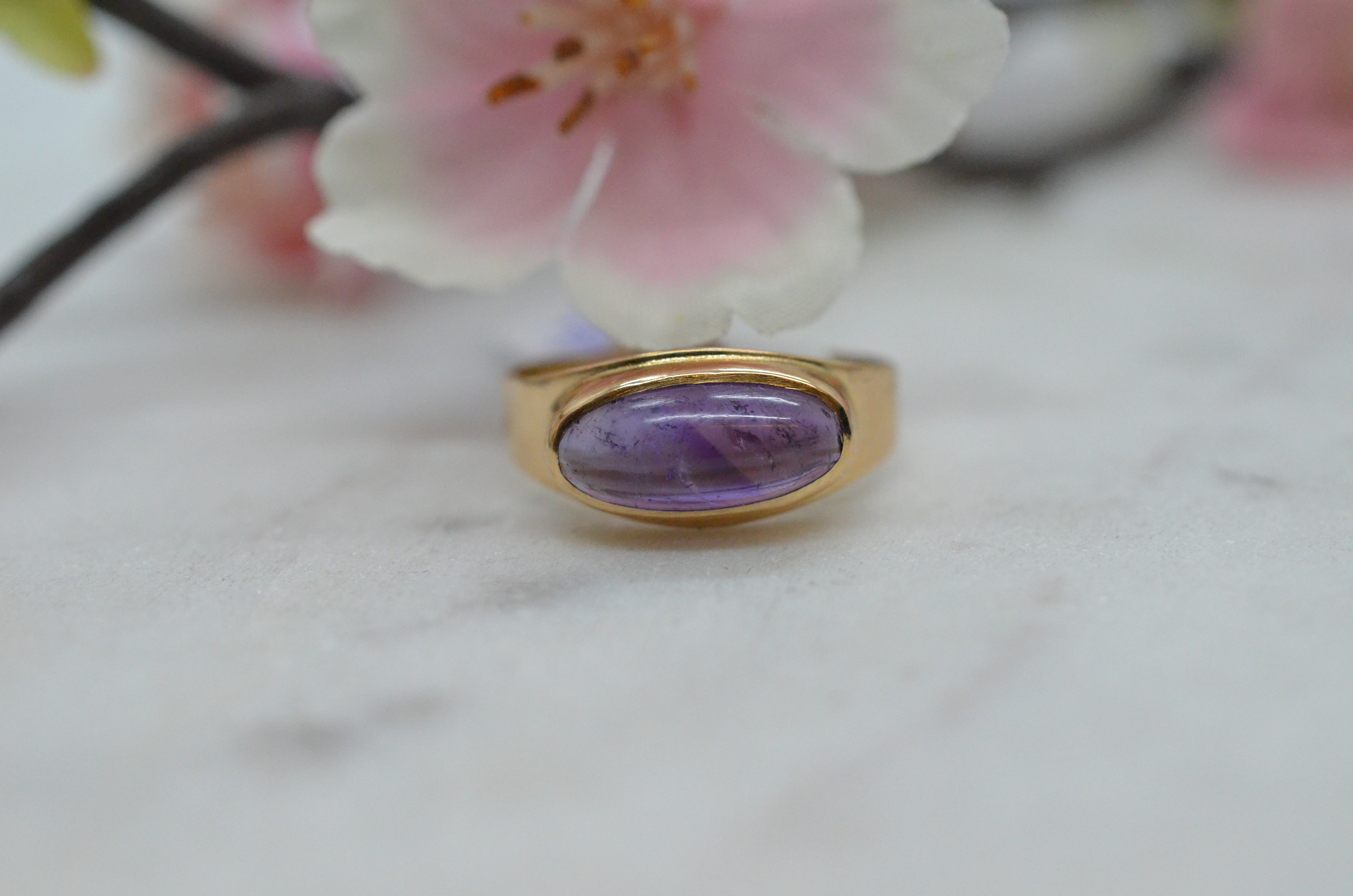 Vintage 18k ring with amethyst, 1964