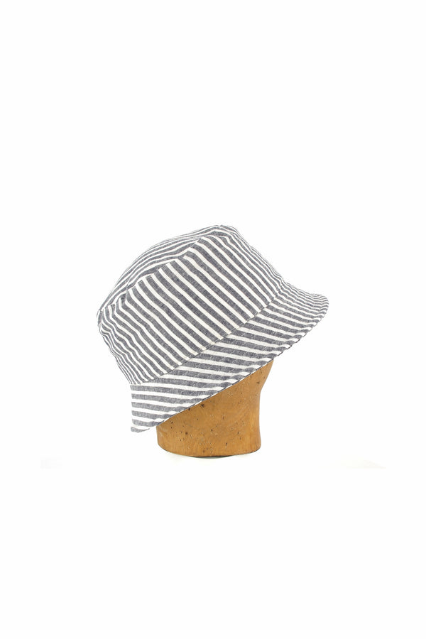 Randig Beppehatt från KNCollection  REA! - 2