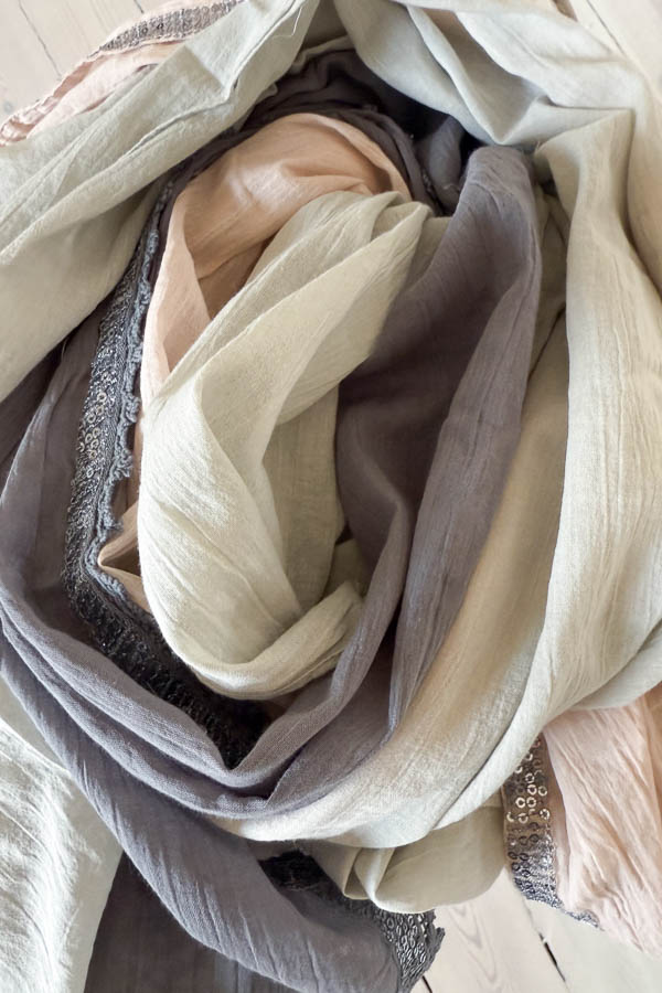 Culture - De Burgues Scarf Rose Dust Mix  - 4