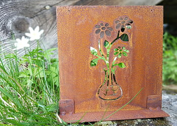 Trädgårdsskylt - Blommor i vas