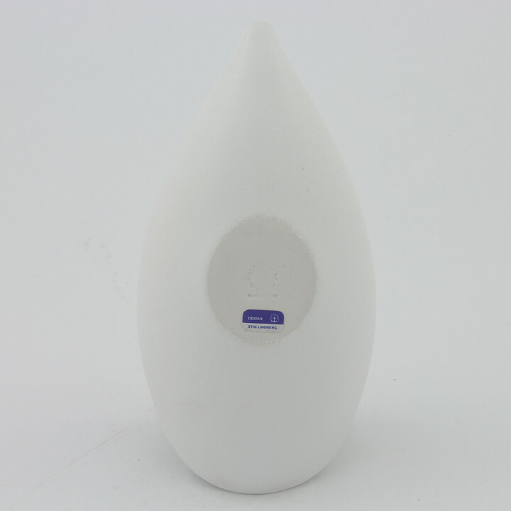 Stig Lindberg (Veckla 1950) White Sculptural Bowl 18 cm (3)
