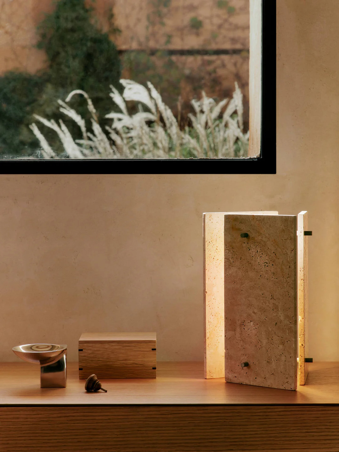 Oeste bordslampa travertin Ferm Living - 4
