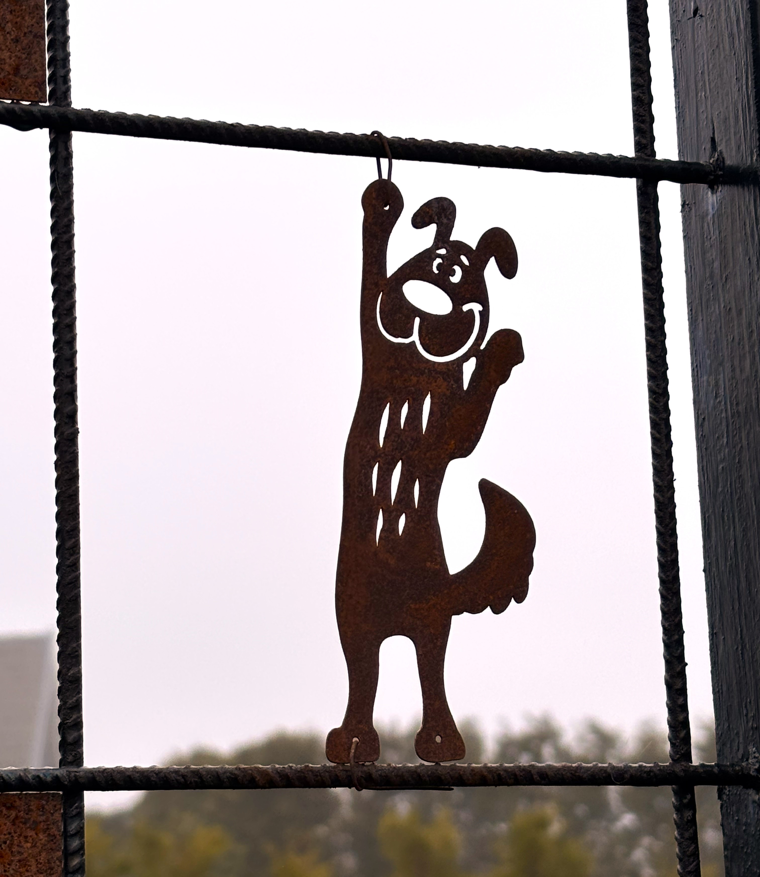 Rostig  HUND till armeringsnät 14 cm