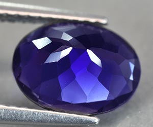 Impresionante piedra preciosa suelta de iolita natural ovalada de alta calidad de 2,06 ct - 2