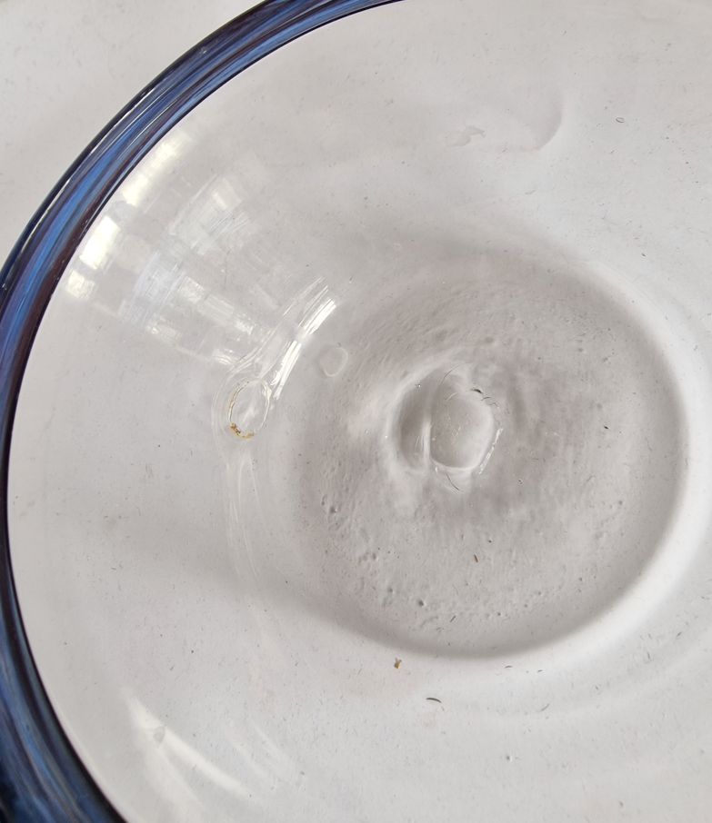 Blown glass bowl with blue rim - 2