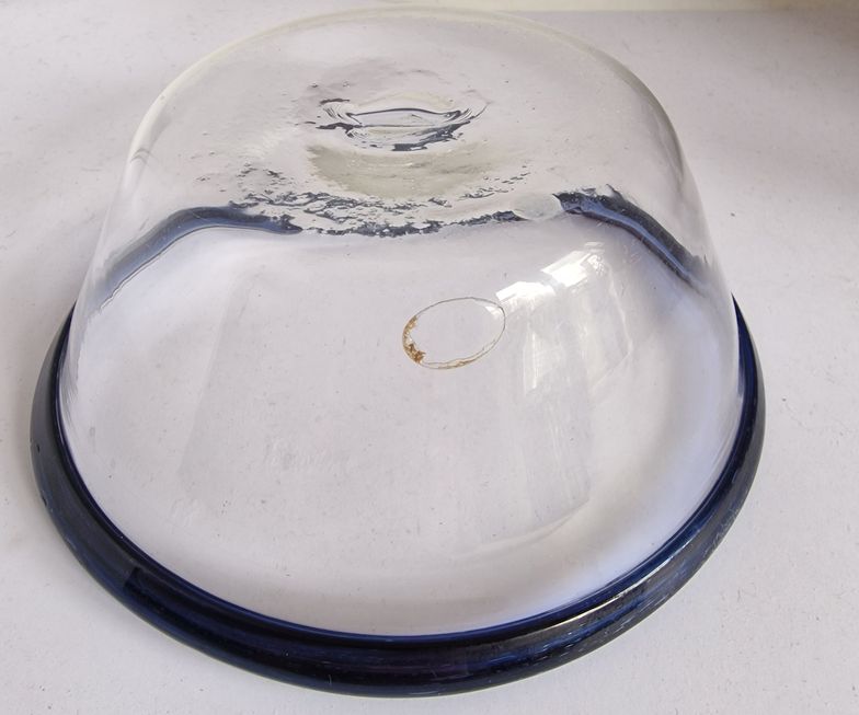 Blown glass bowl with blue rim - 3