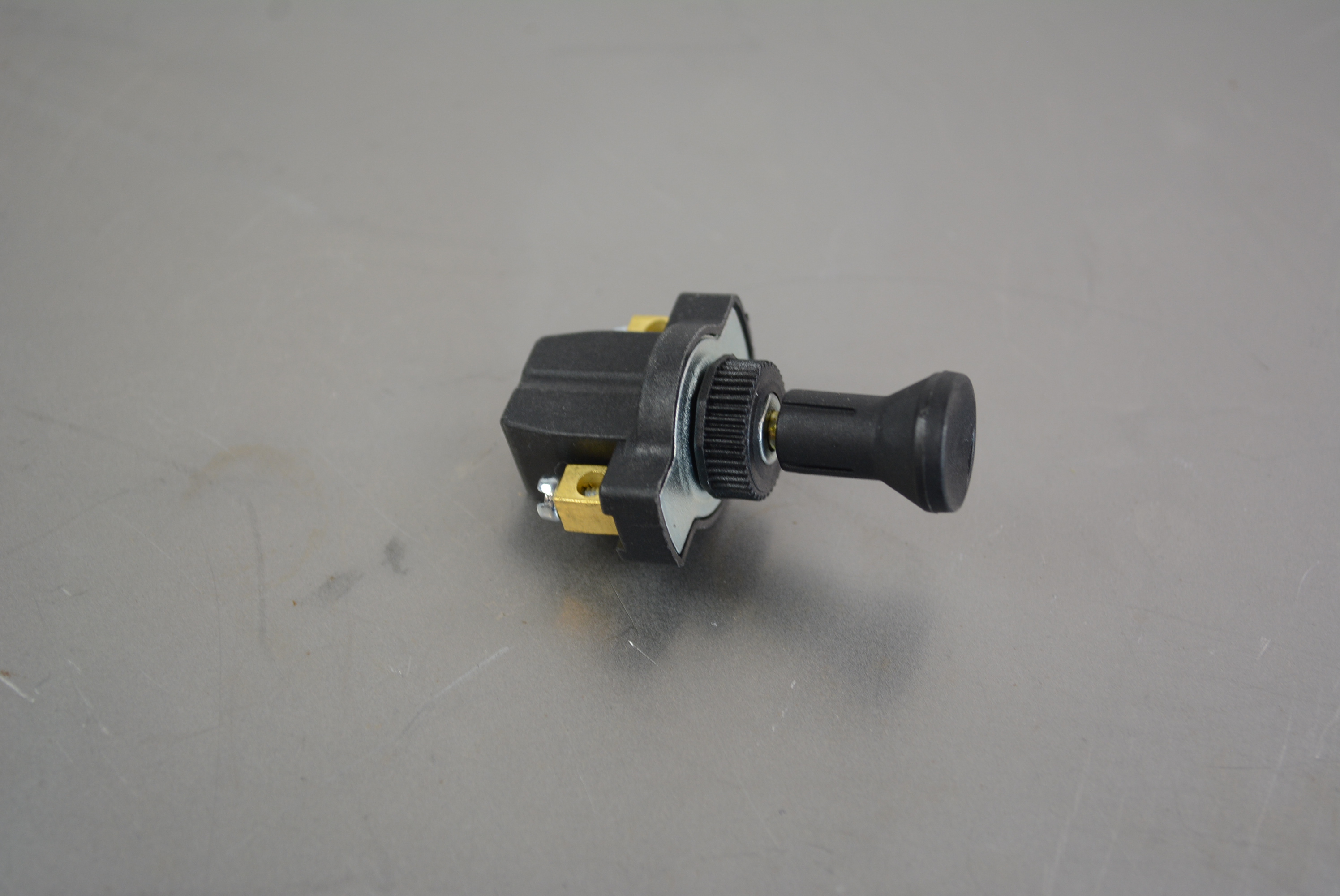 Pull Switch 