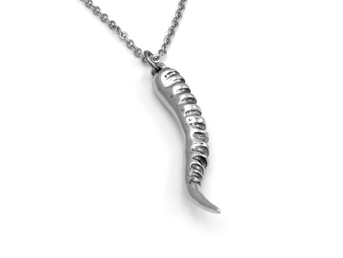 Bläsbock Horn Halsband, Antilop Smycke i Tenn - 3