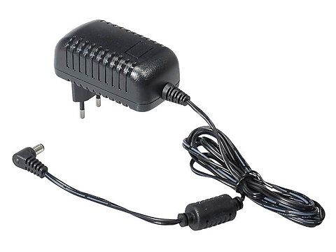 Strömförsörjning för effektpedaler 9V