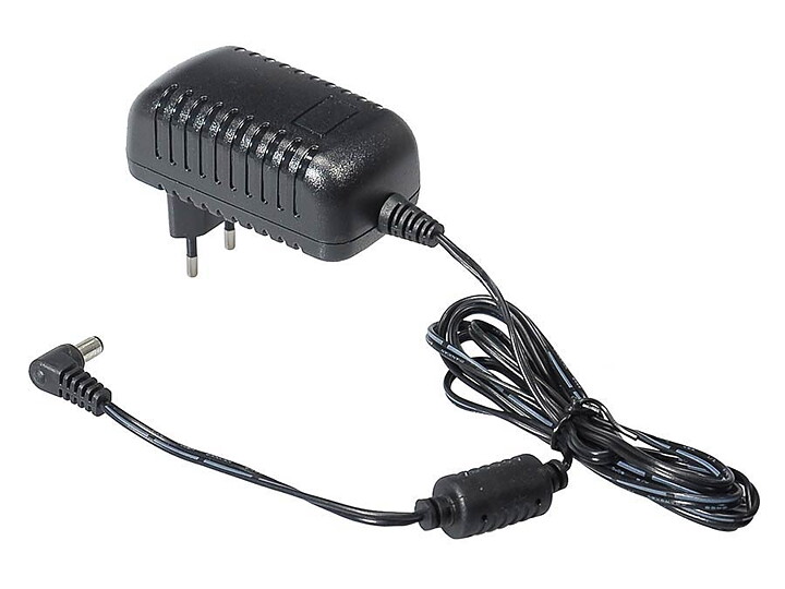 Strömförsörjning för effektpedaler 9V
