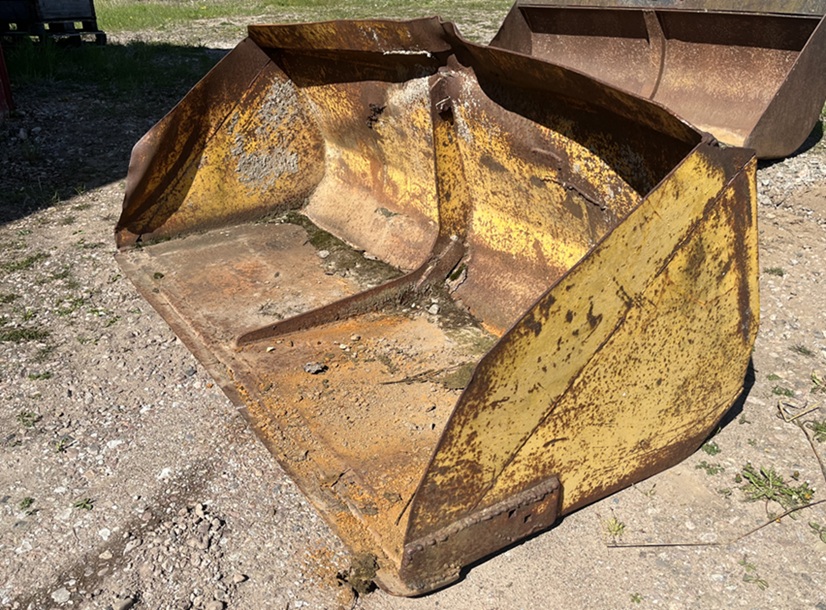 Bucket 200cm Straight cut