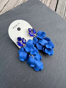 BOW19 Leaf Stone Earrings Strong Blue