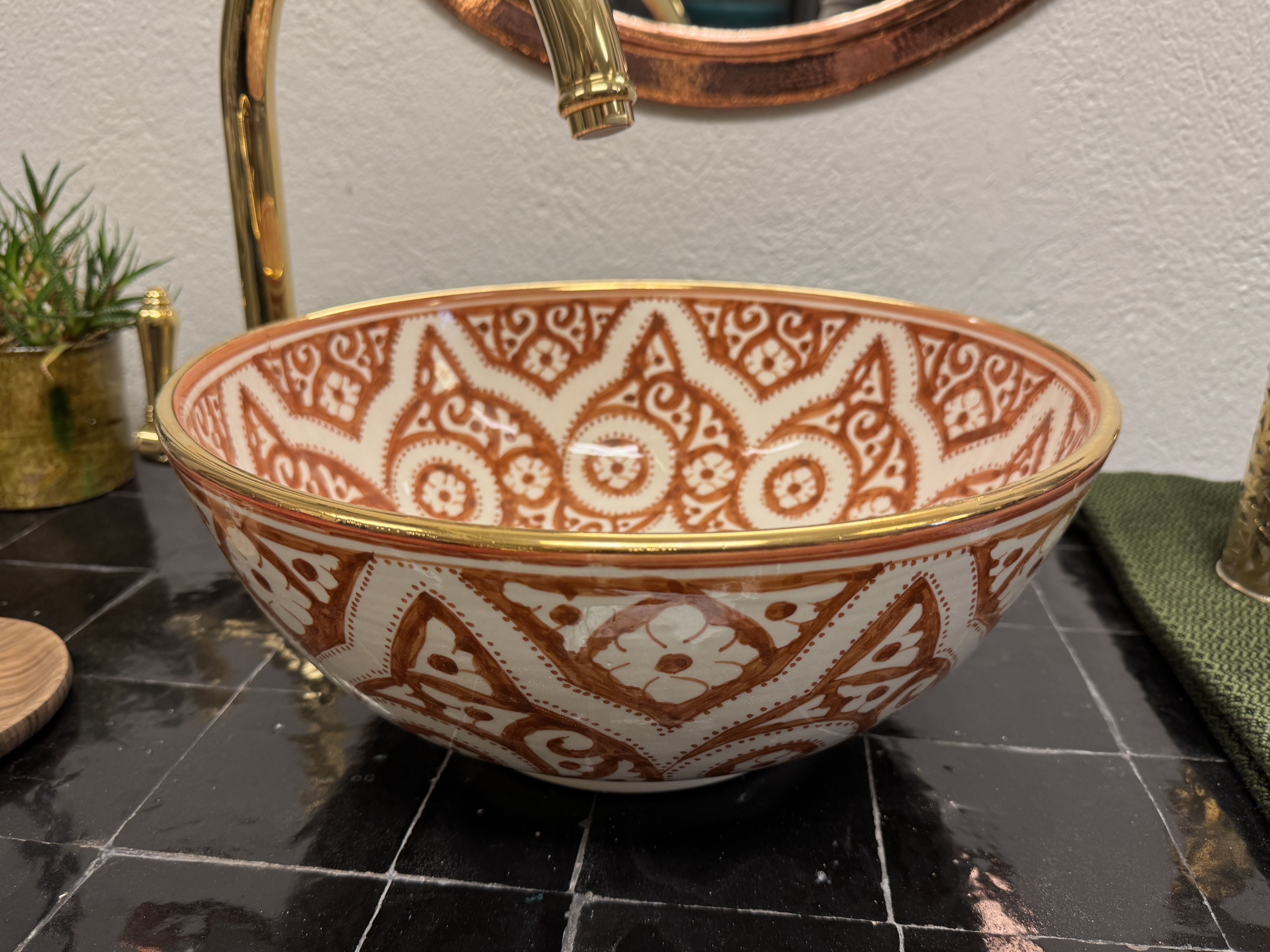 Marockanskt handfat - VOLUBLIS - marsala/GOLD - 2