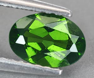 Gema suelta de diópsido de cromo natural de corte ovalado de alta calidad de 0,71 ct - 2
