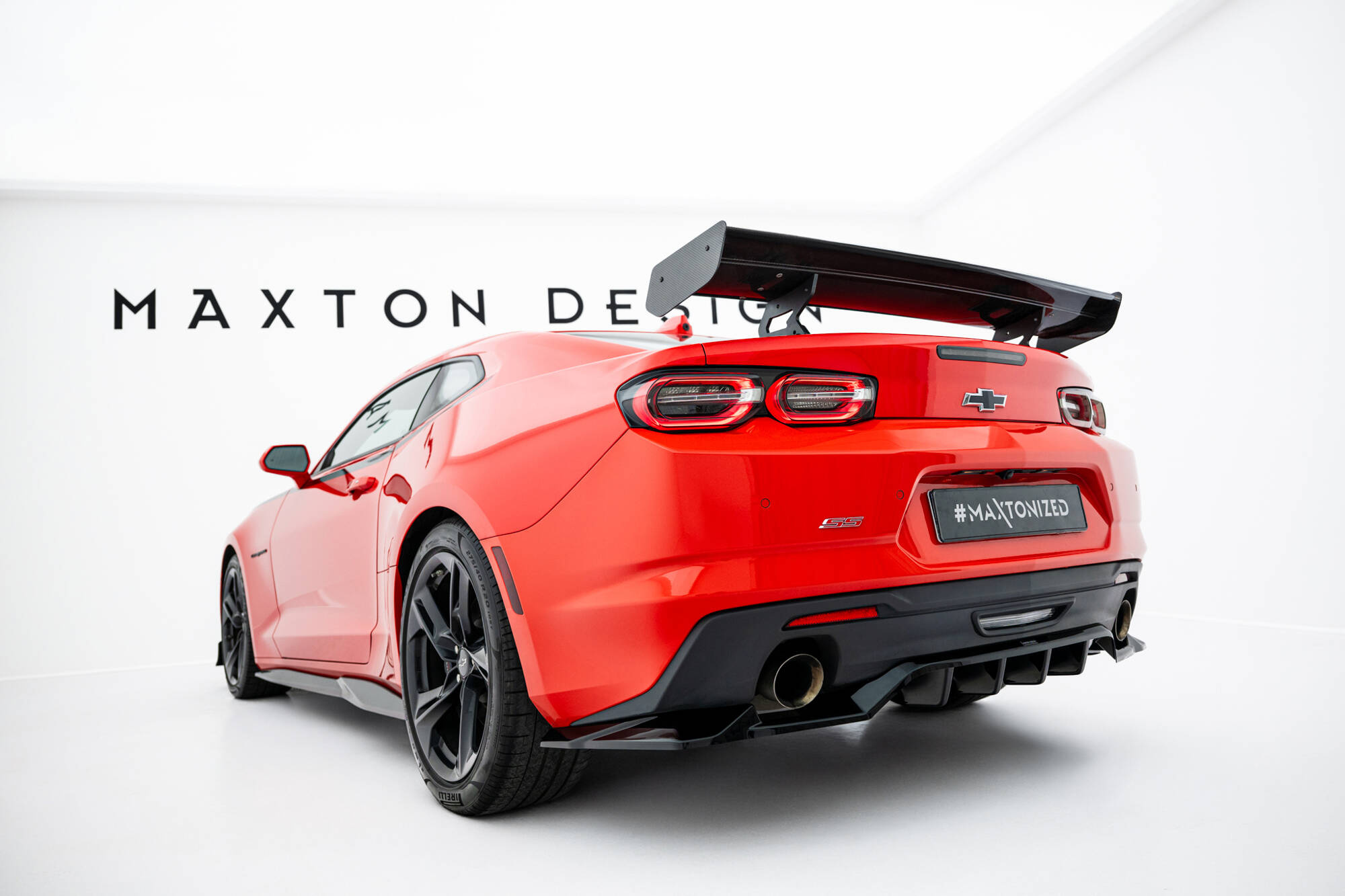 Maxton - Carbon Spoiler With Internal Brackets Uprights Chevrolet Camaro SS Mk6 Facelift - 3