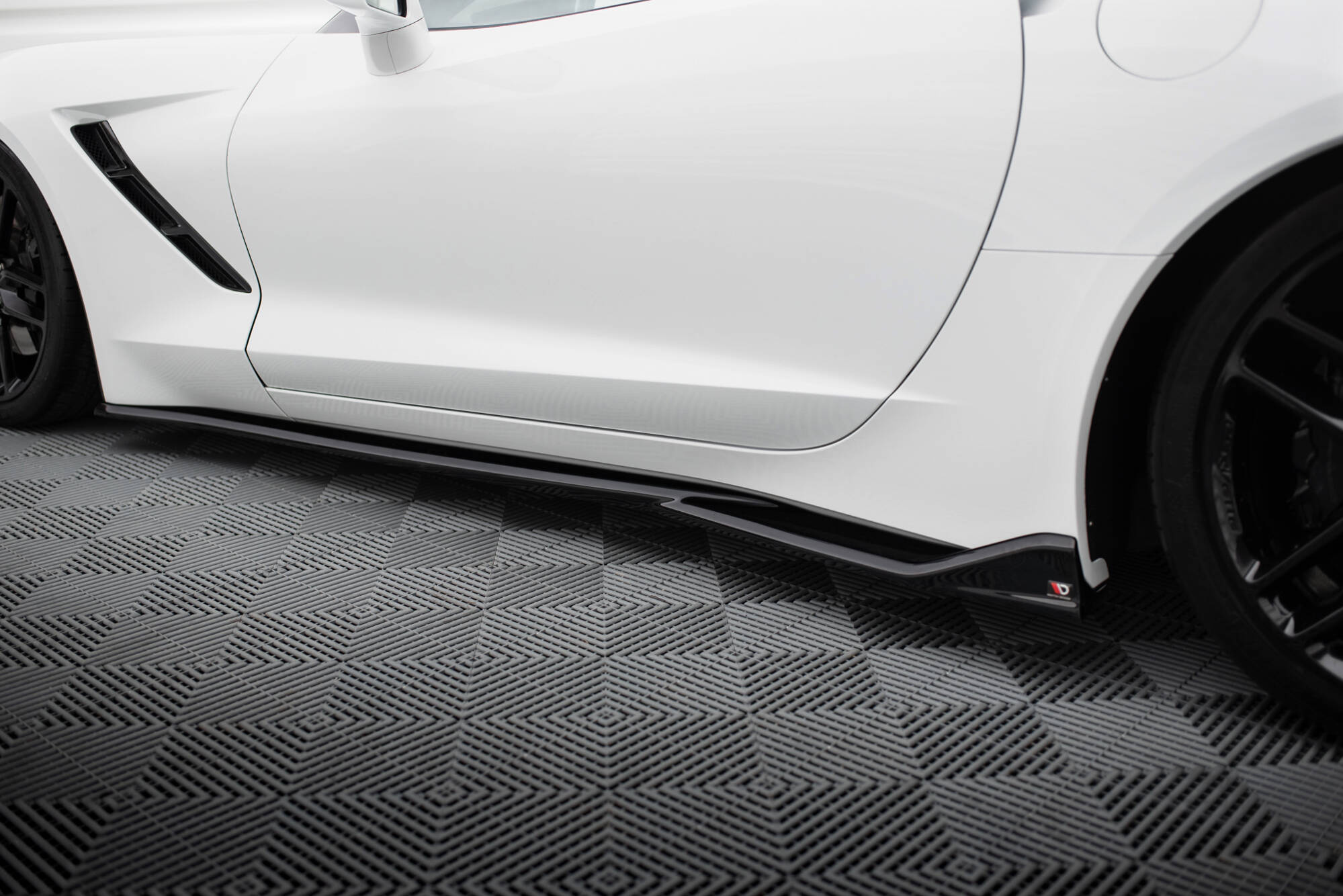 Maxton - Side Skirts Diffusers V.2 Chevrolet Corvette Stingray C7 - 3